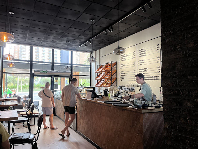 Easy Coffee Bakery 8