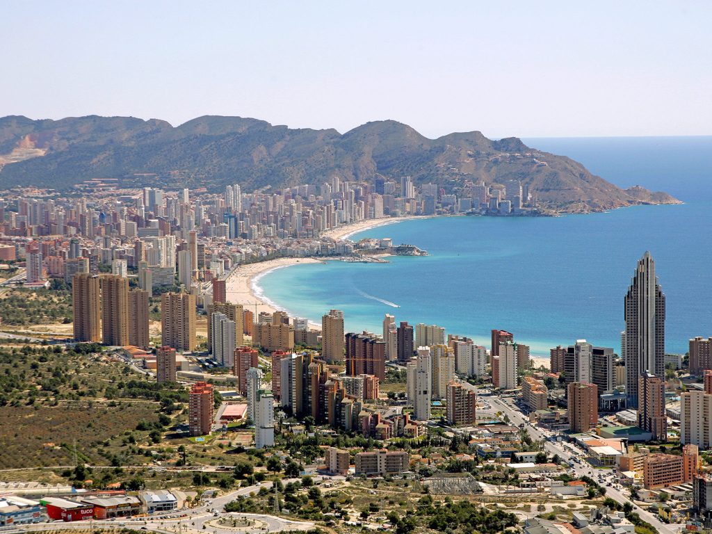 where to stay benidorm
