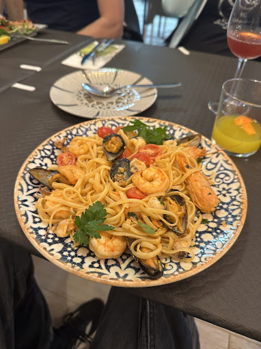 BenGen Restaurant 8