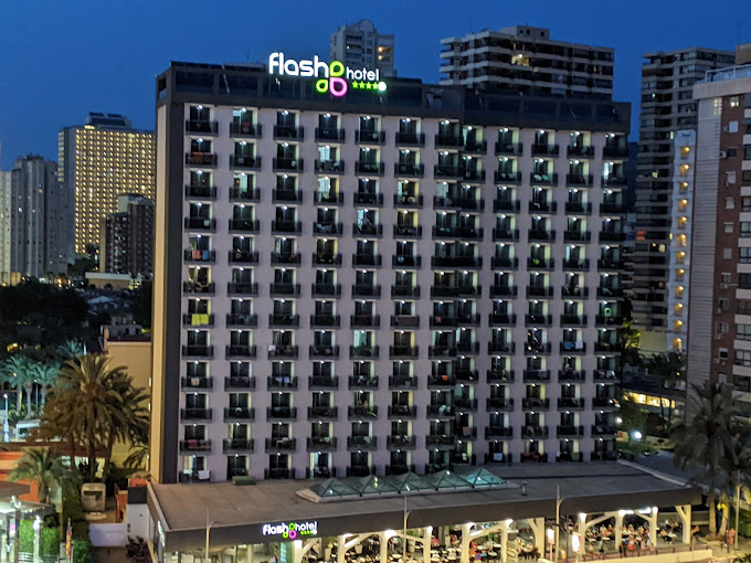 Flash Hotel 11