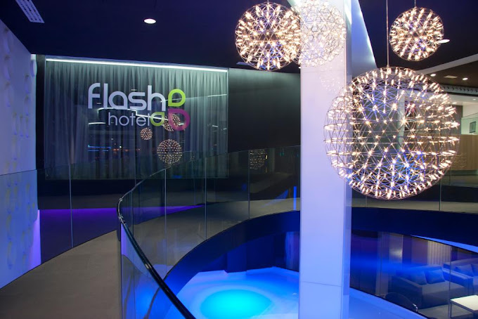 Flash Hotel 3