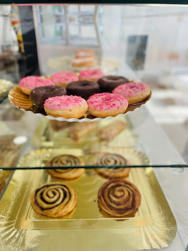 Aroma Cafe 11