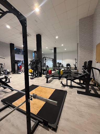 FitCode Fitness Center 4