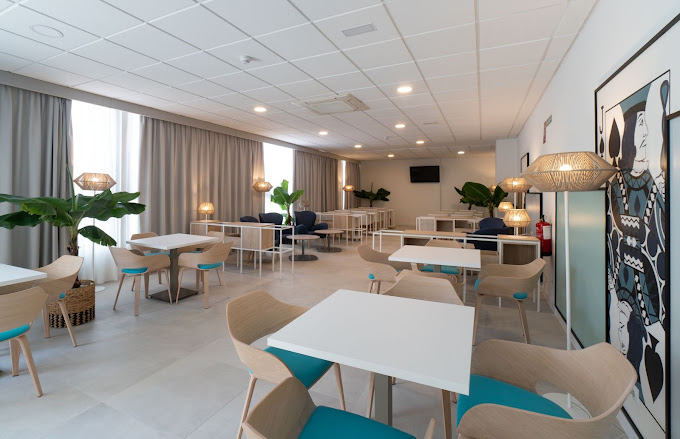 Hotel Regente 12