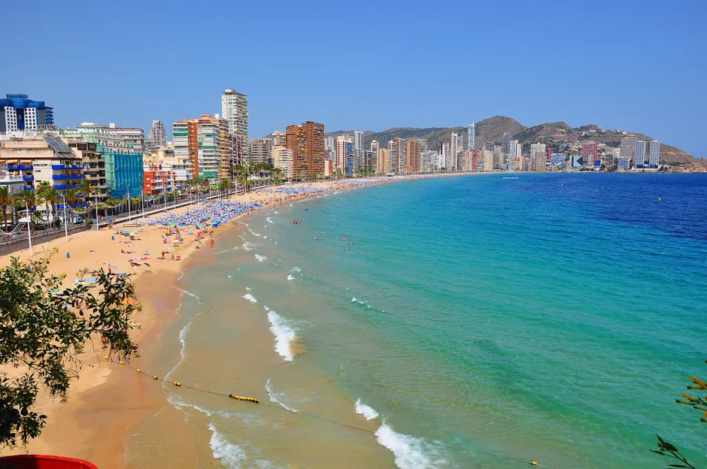 How Daily Life in Benidorm Changes After the Tourist Phase