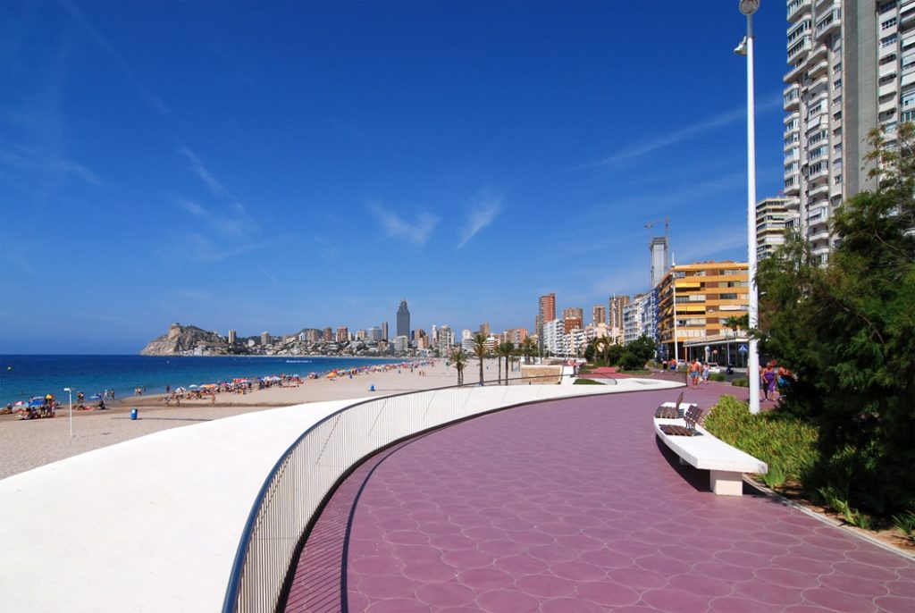 car-free living Benidorm