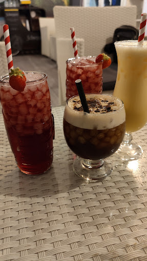 Aloha Bar 6