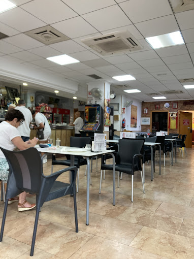 Cafeteria Rios 7