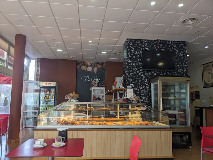 Haomar pasteleria cafeteria 11