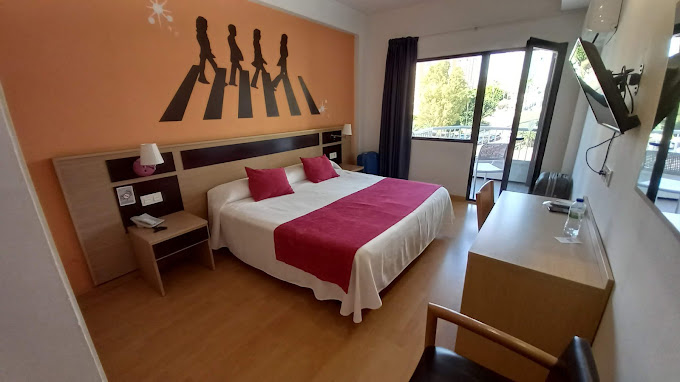 Hotel Golden 2