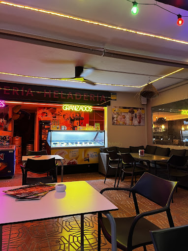 Paseo Beach Cafe 16