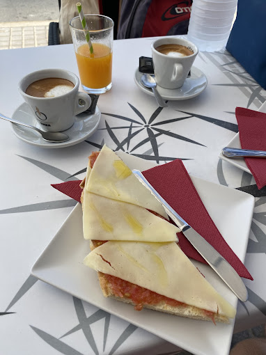 Zodiac Cafe 14