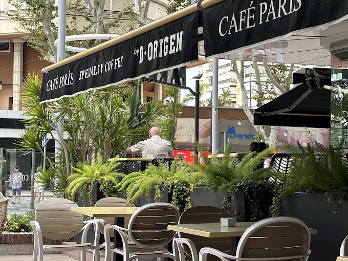 Cafe Paris Benidorm 14