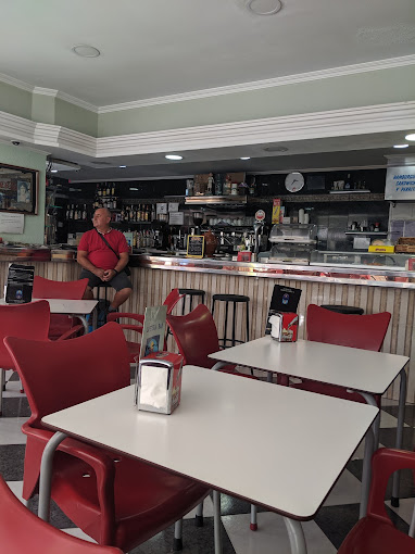 Cafeteria Jl Bar 9
