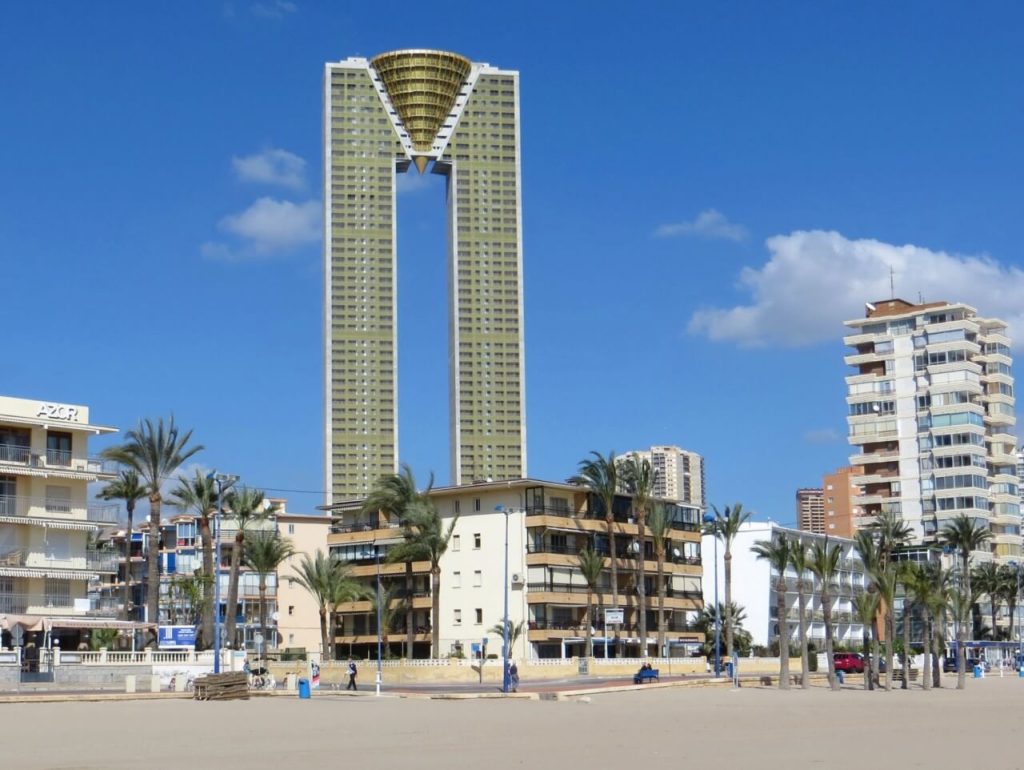 High‑Rise Stays in Benidorm