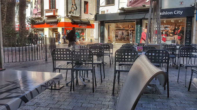 La Creu Cafe 12