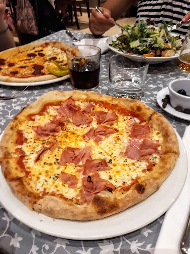 Va Bene Pizzeria 2