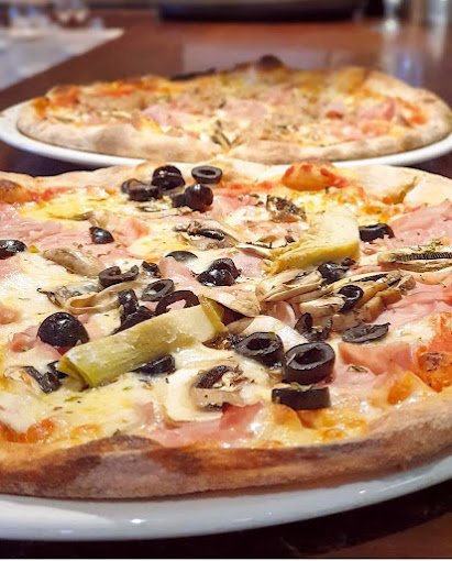 Va Bene Pizzeria 5