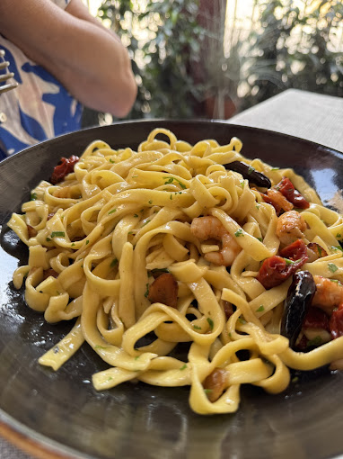 Va Bene Pizzeria 9