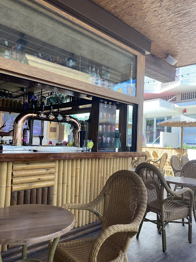 Waikiki Benidorm 16