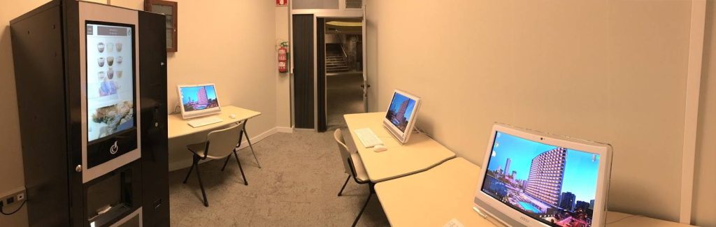 Coworking vs Cafés in Benidorm