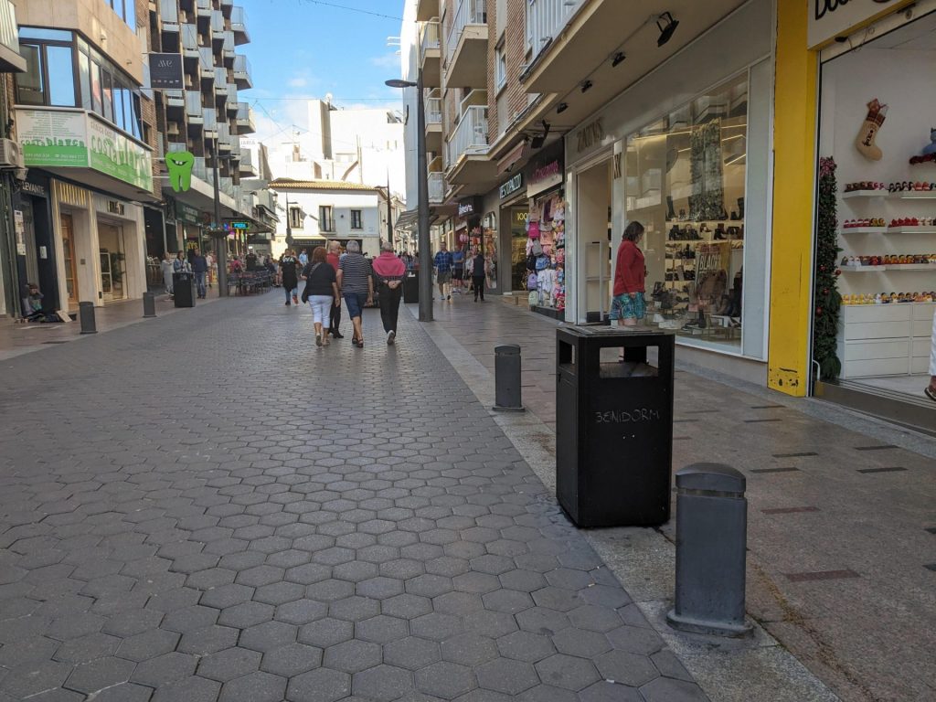 Avenida Martínez Alejos