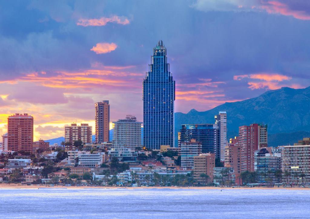 Benidorm vs Bali