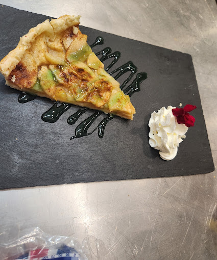 Big Ben Bistro Restaurant 9