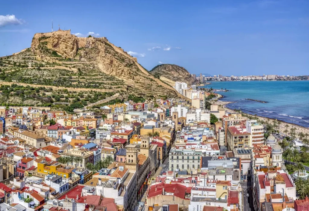 Pros and cons of Alicante