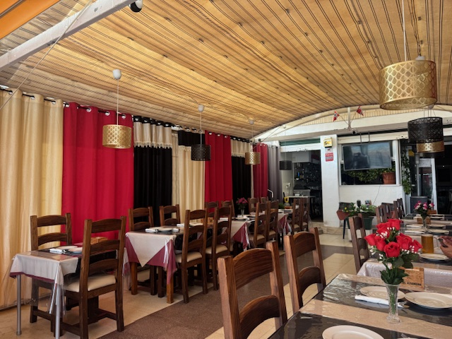 Taj Tandoori 9