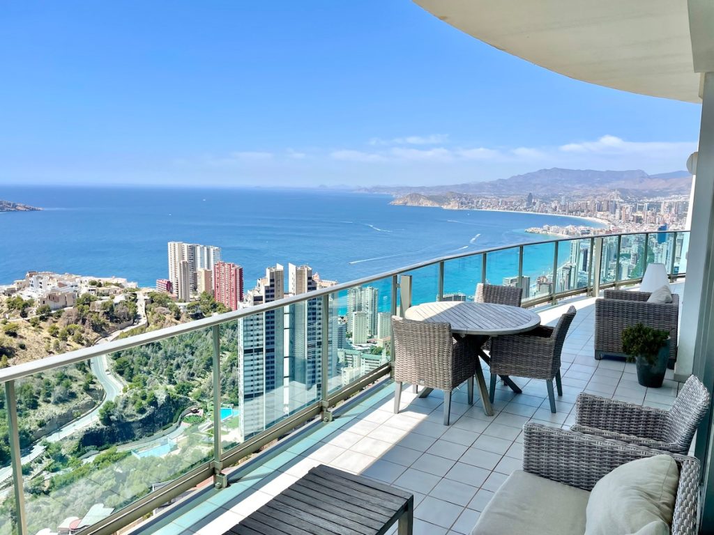 The Reality of Airbnb Living in Benidorm for Remote Workers
