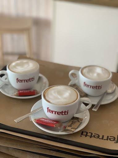 Ferretti Benidorm 17