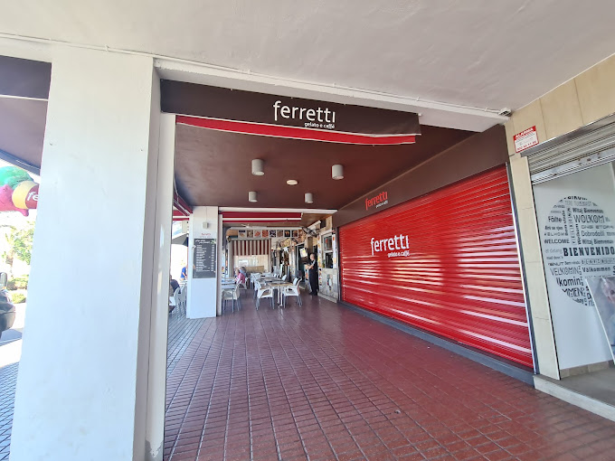 Ferretti Benidorm 4
