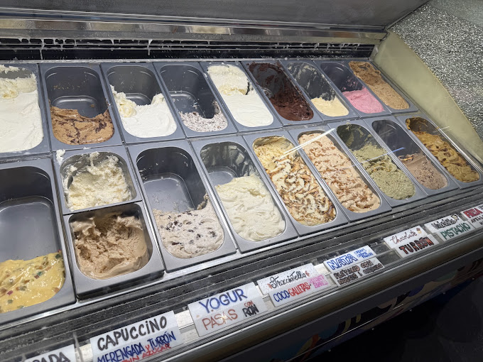 Helados Sirvent La Cala 6