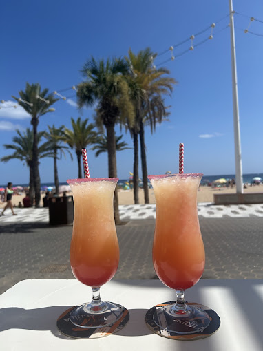 Moon Beach Club 12