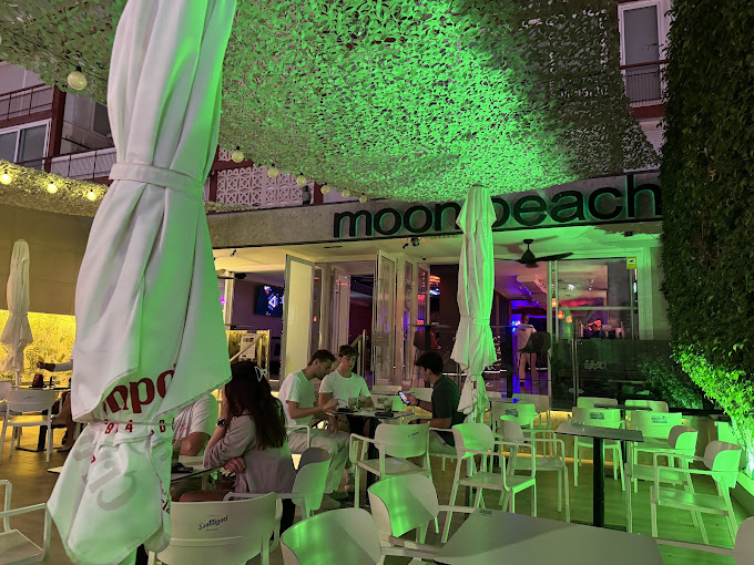 Moon Beach Club 15