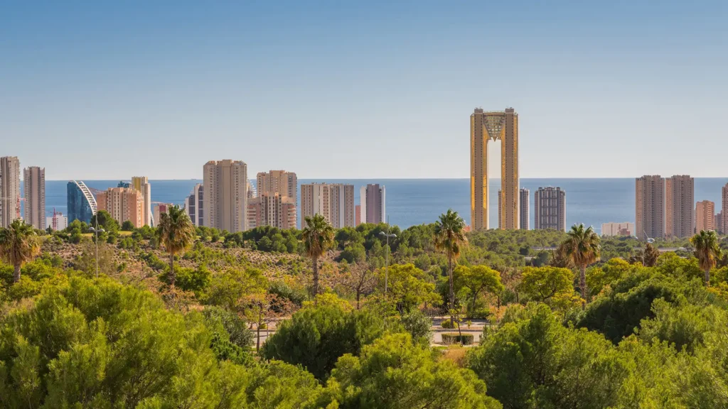 Benidorm neighbourhood property guide