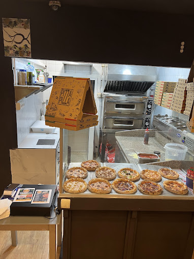 Costa Pizza 8