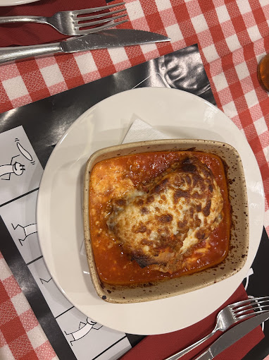 Pizzeria AVANTI 18