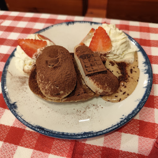 Pizzeria AVANTI 20