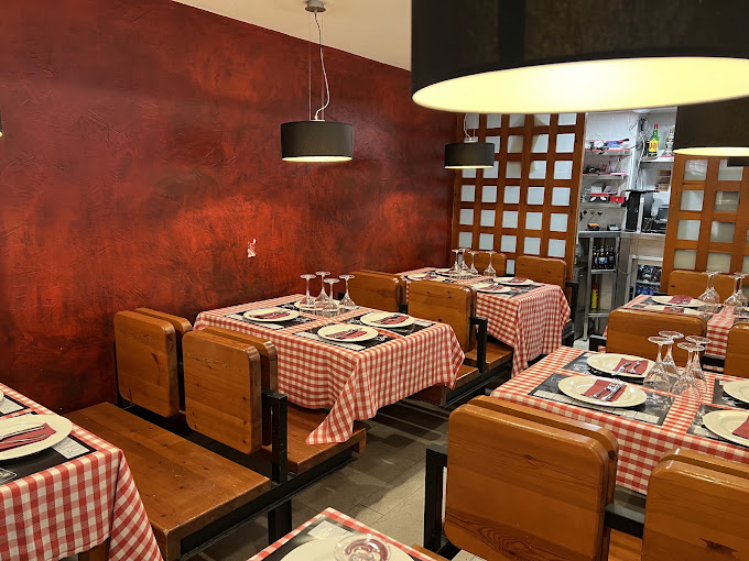 Pizzeria AVANTI 6