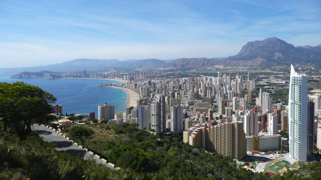 buying a house in Benidorm