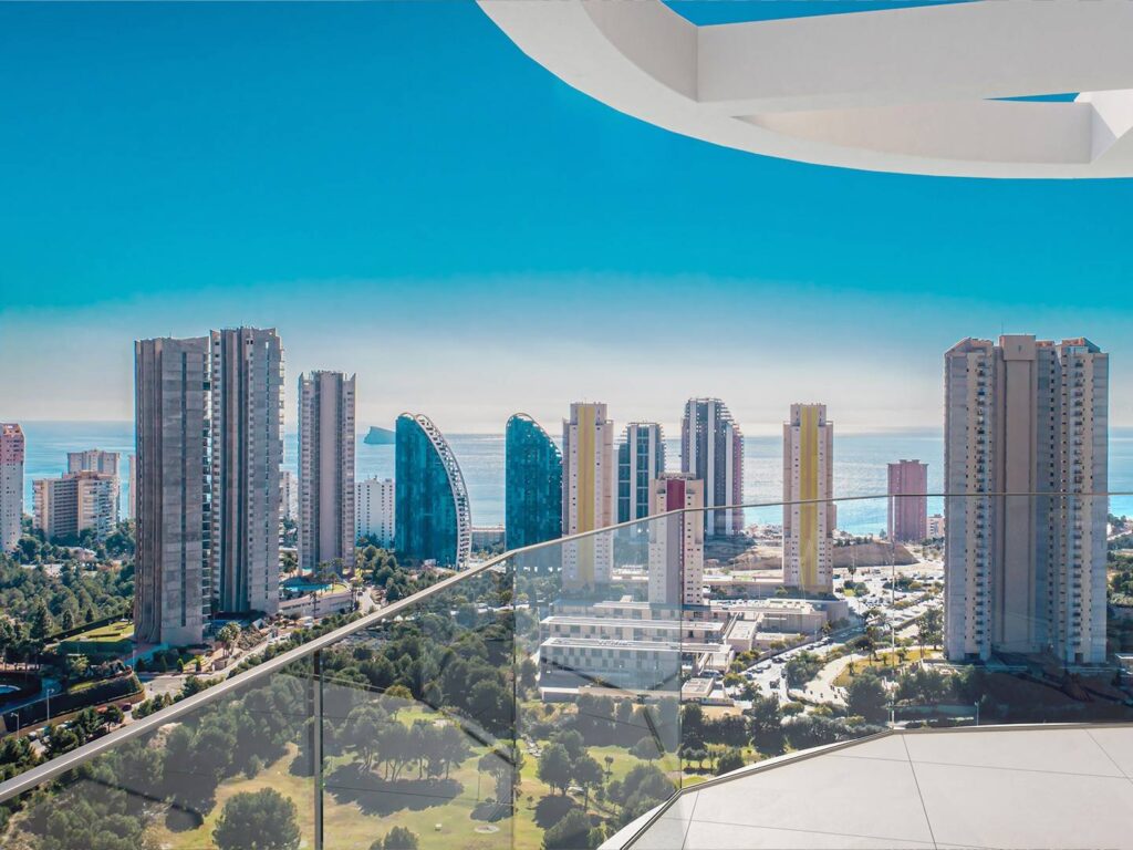 where to live in Benidorm