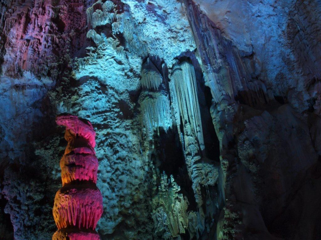 Canelobre Caves opening hours