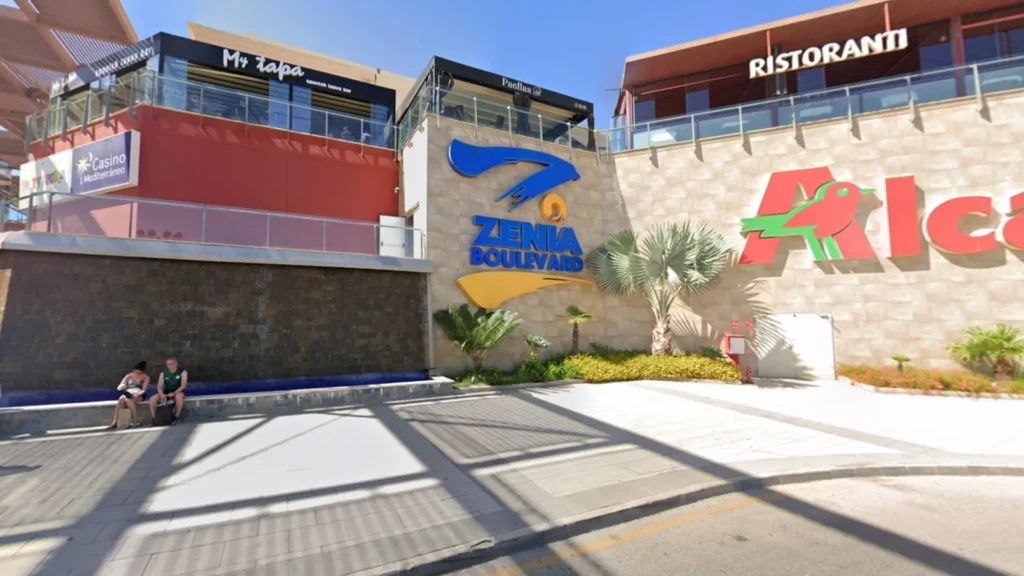 Zenia Boulevard