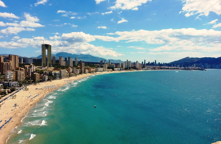 Buying versus renting property in Benidorm
