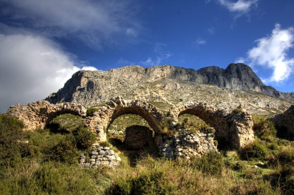how to get to Sierra de Bernia