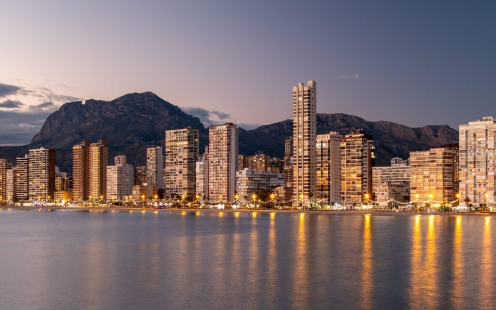 renting in Benidorm long term