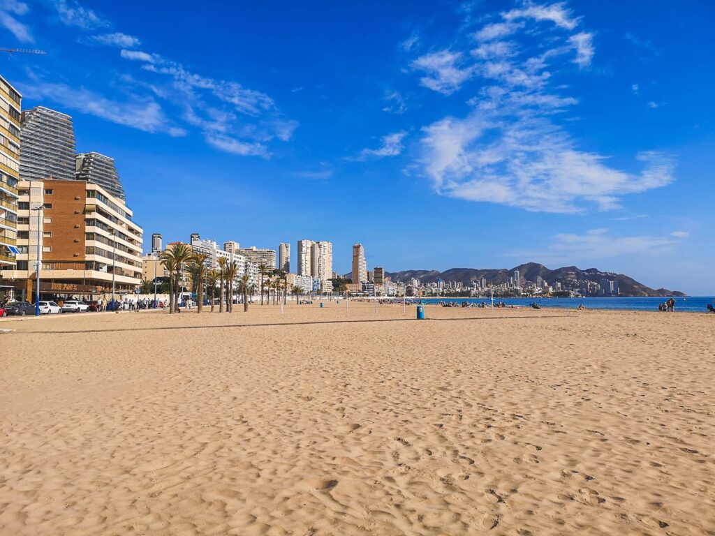 Check facts for living in Benidorm
